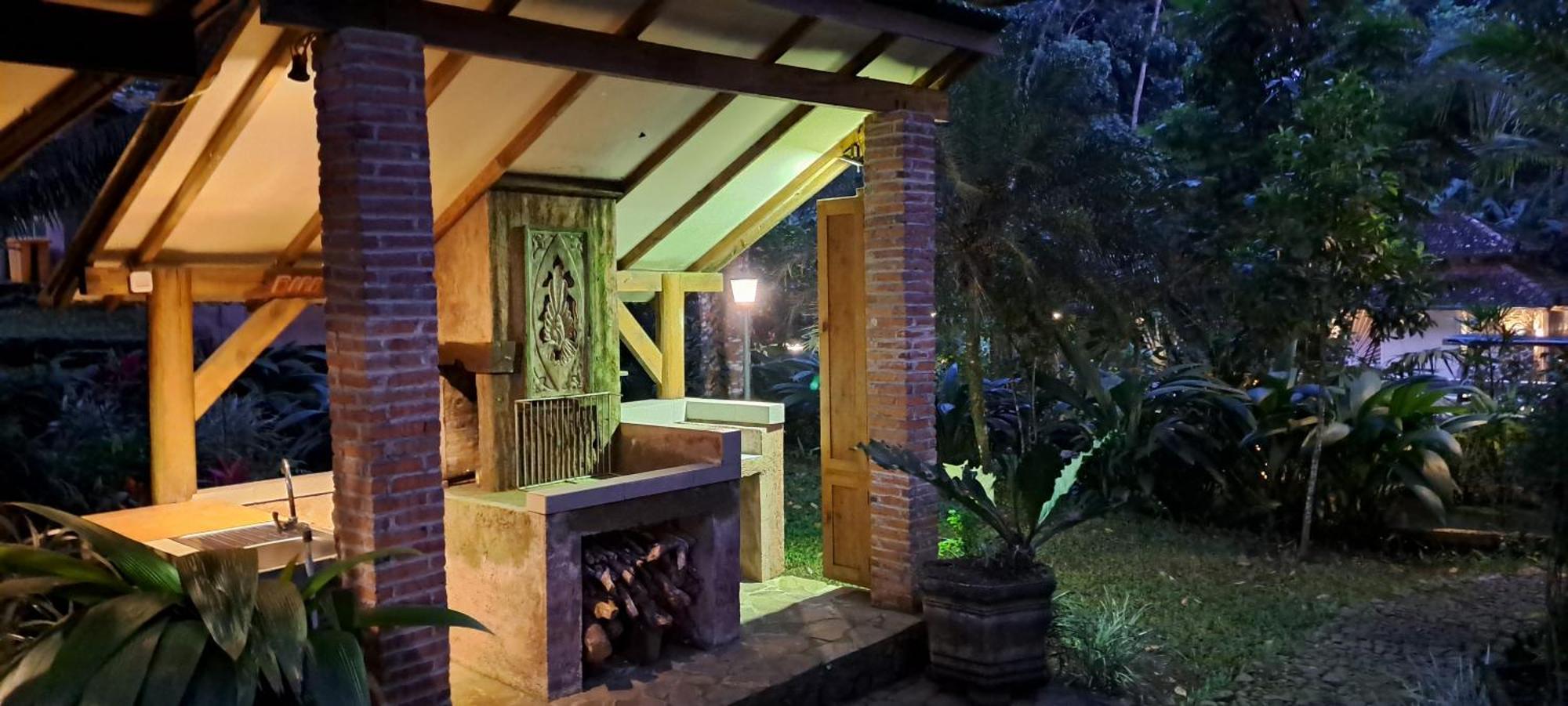 Mi Casa - The Gem Of Ijen Hotel Banyuwangi  Buitenkant foto